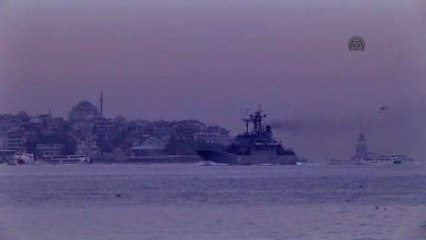 Rus Askeri Gemisi İstanbul Boğazı'ndan Geçti