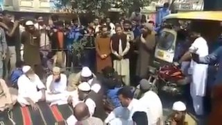 Watch People's Reaction Against PMLN Govt After Mumtaz Qadri's Hanging