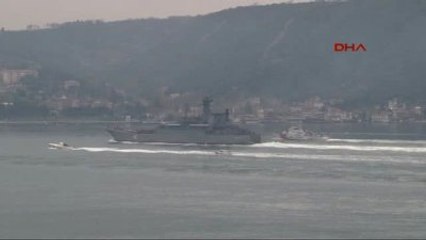 Rus Savaş Gemisi Boğaz'dan Geçti