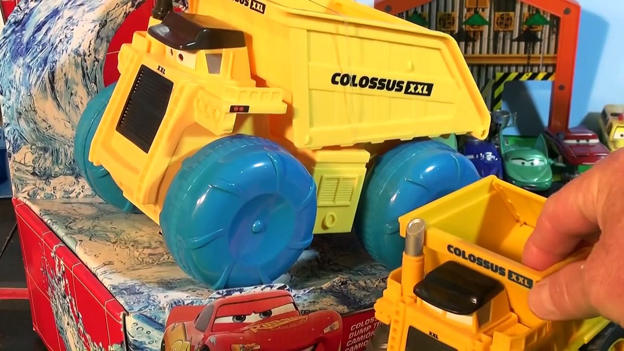 Disney Pixar Cars Unboxing Hydro Wheels Colossus XXL with Hydro Wheels Lightning McQueen