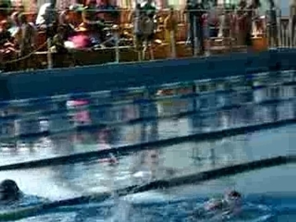 MAINTENANT EN PAPILLON..... PAS MAL !