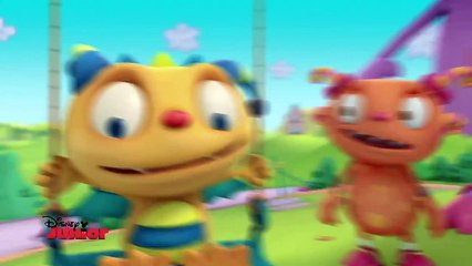 Henry Hugglemonster - Fangs Out