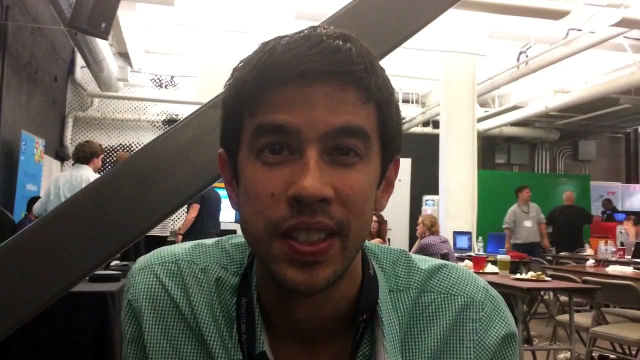 Avegant Glyph Headphone and Visor - interview w...