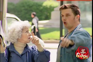 Relax Daily_Old Woman Stabbed In The Back