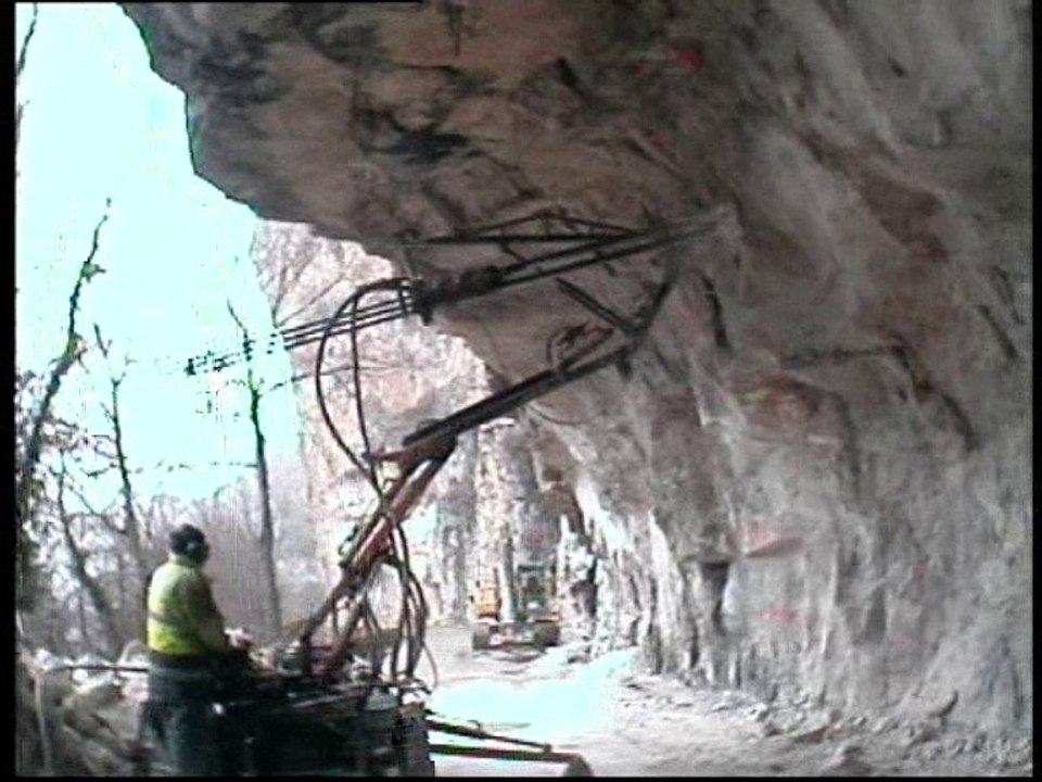 Matériel de forage - foreuse CFL tractée