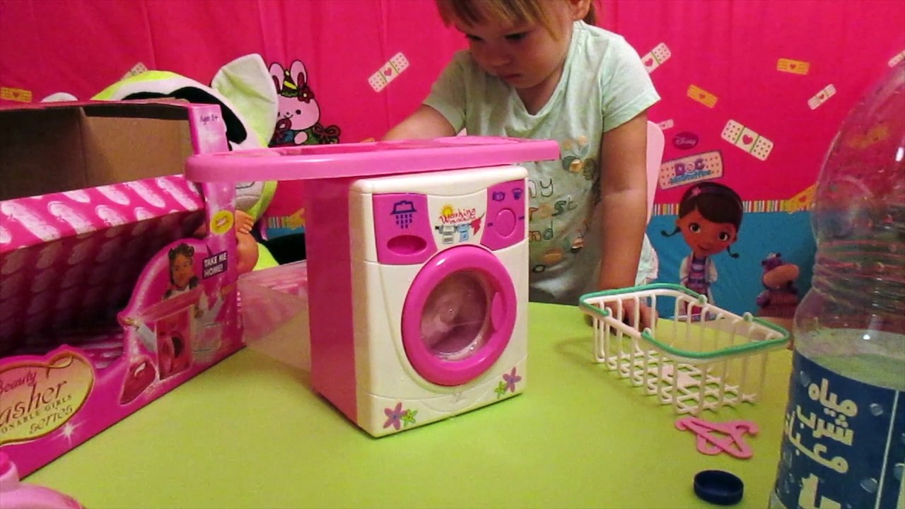 Washing machine, iron and dryer / lavadora, plancha y secadora / Lave-linge, fer à repasser et sèche