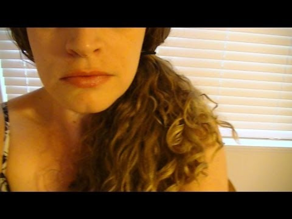 ASMR Chewing Gum + Inaudible/Unintelligible Whispering