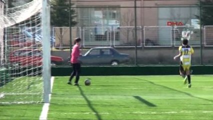 Tokat 15 Maçta 43 Gol Atan Büşra'nın Hedefi Milli Takım