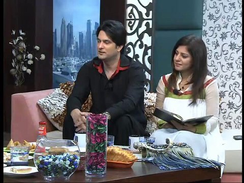 Lt Faiz Sultan shaheed's family talks about him and Zaid Hamid