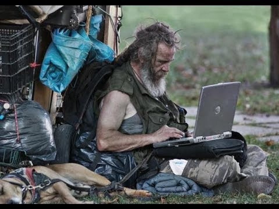 Самый преуспевающий бомж на планете