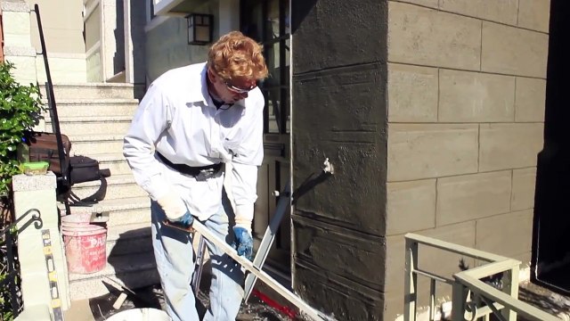 Make stucco look like concrete cinder blocks or even bricks (1) 2