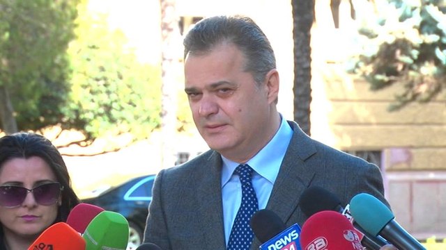 BLUSHI PLATFORME PER KONGRESIN, “NDRYSHIMET STATUORE SI KOSTUM PER EDI RAMEN” LAJM mpg