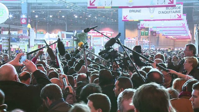 Salon de l'Agriculture 2016 : Nicolas Sarkozy bien reçu par les agriculteurs