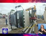 Camión de hundió en una calle de Playas, provincia del Guayas