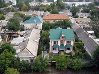 Собака гавкает или лает