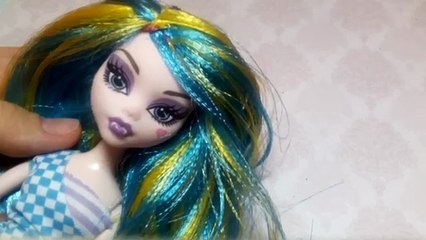 Парик или новые волосы для куклы Монстр Хай