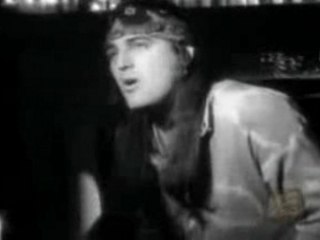 Sven Gali - Love Don't Live Here Anymore