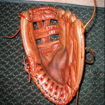 Baseball & Softball Glove Leather Repair & Restorations
