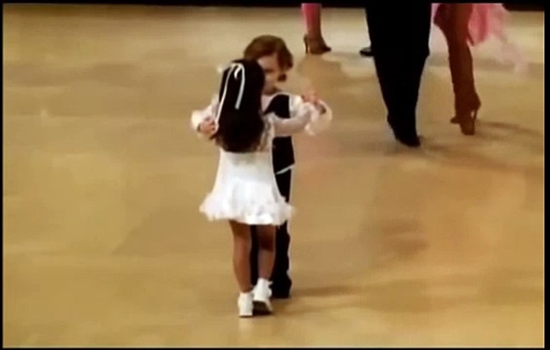 Дети таланты. Спортивные бальные танцы. Малыши танцуют