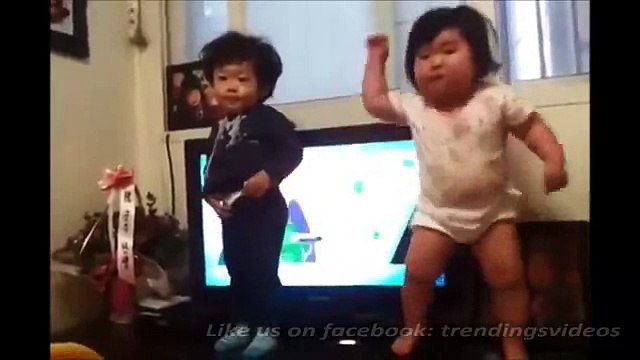 Корейские Малыши Танцуют! Реально Смешно!