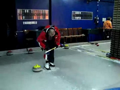 Наш первый кёрлинг