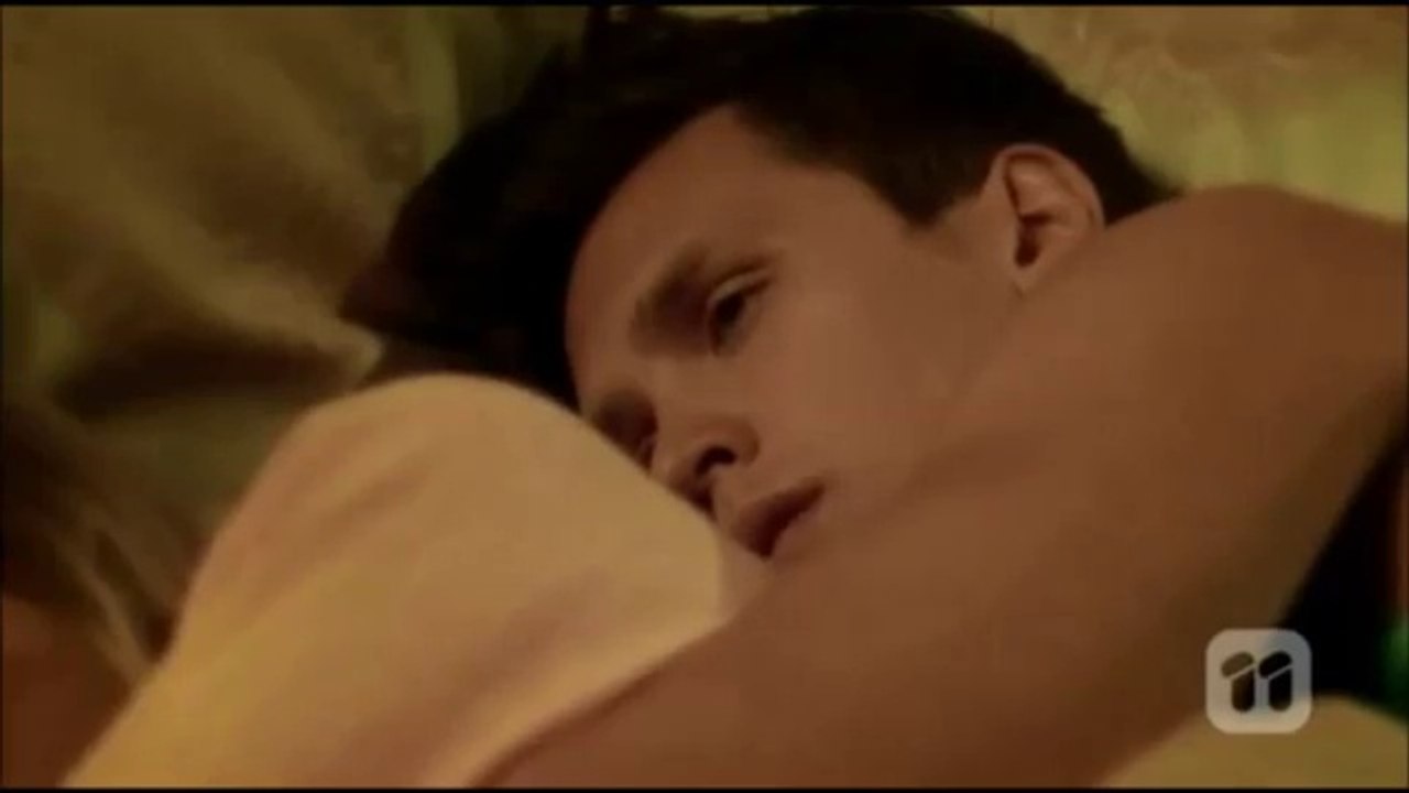 Amber and Joshua kiss and sleep together scene ep 7101