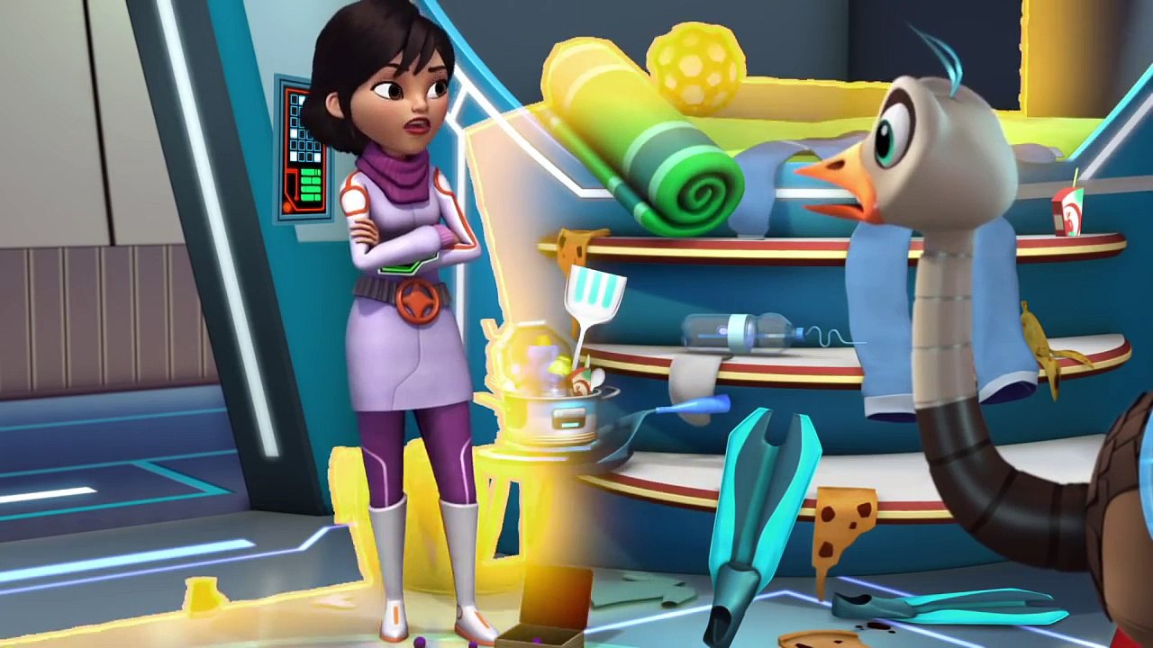 Miles From Tomorrowland - Erkekler ve Karmaşa