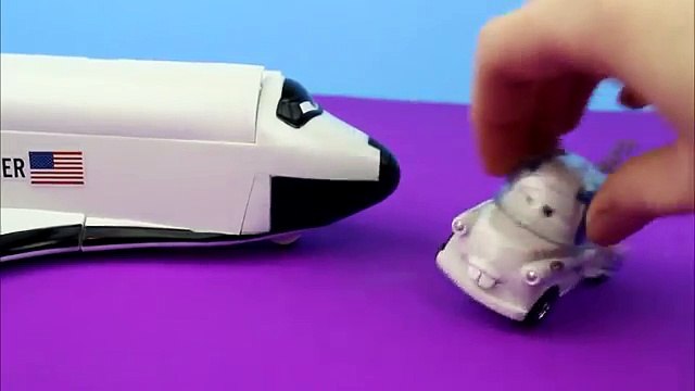 Disney Pixar Cars Toon Moon Mater with Autonaut Mater & Roger the space shuttle Moon Mater