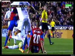 Guest1582060 live from the web - live streaming from anywhere to everyone powered by Veetle3_h263