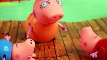 Свинка Пеппа Маша и Медведь мультик про Бассейн игрушки для детей на русском