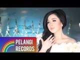 Syahrini - Semua Karena Cinta (Official Music Video)