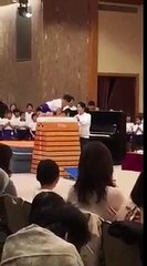 Saw what happened after the failure of a Japanese child in the implementation of the jump sports four consecutive times