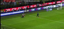 Simone Zaza Horror foul on D