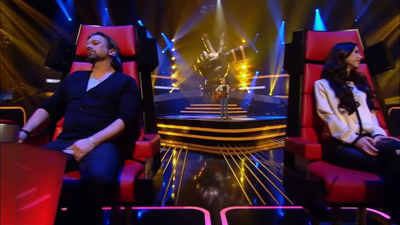 Passenger - Let Her Go (Finn) | The Voice Kids 2013 | Blind Audition | SAT.1