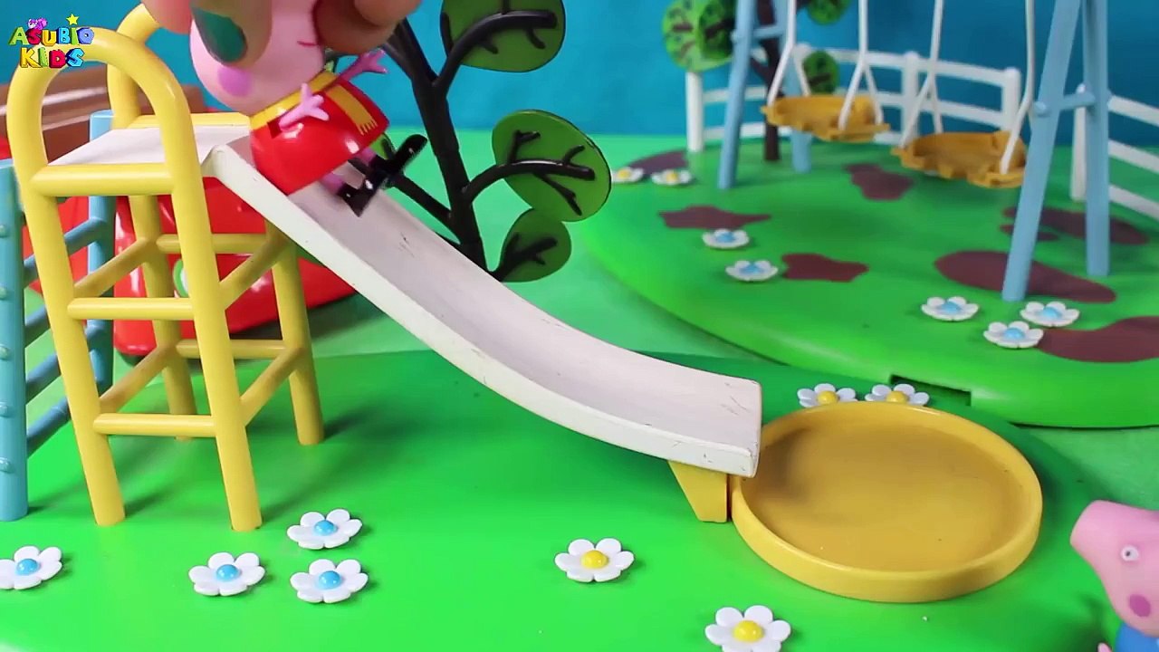 ❤ Peppa Pig ❤ Un accidente en el parque | Vídeos de juguetes en español