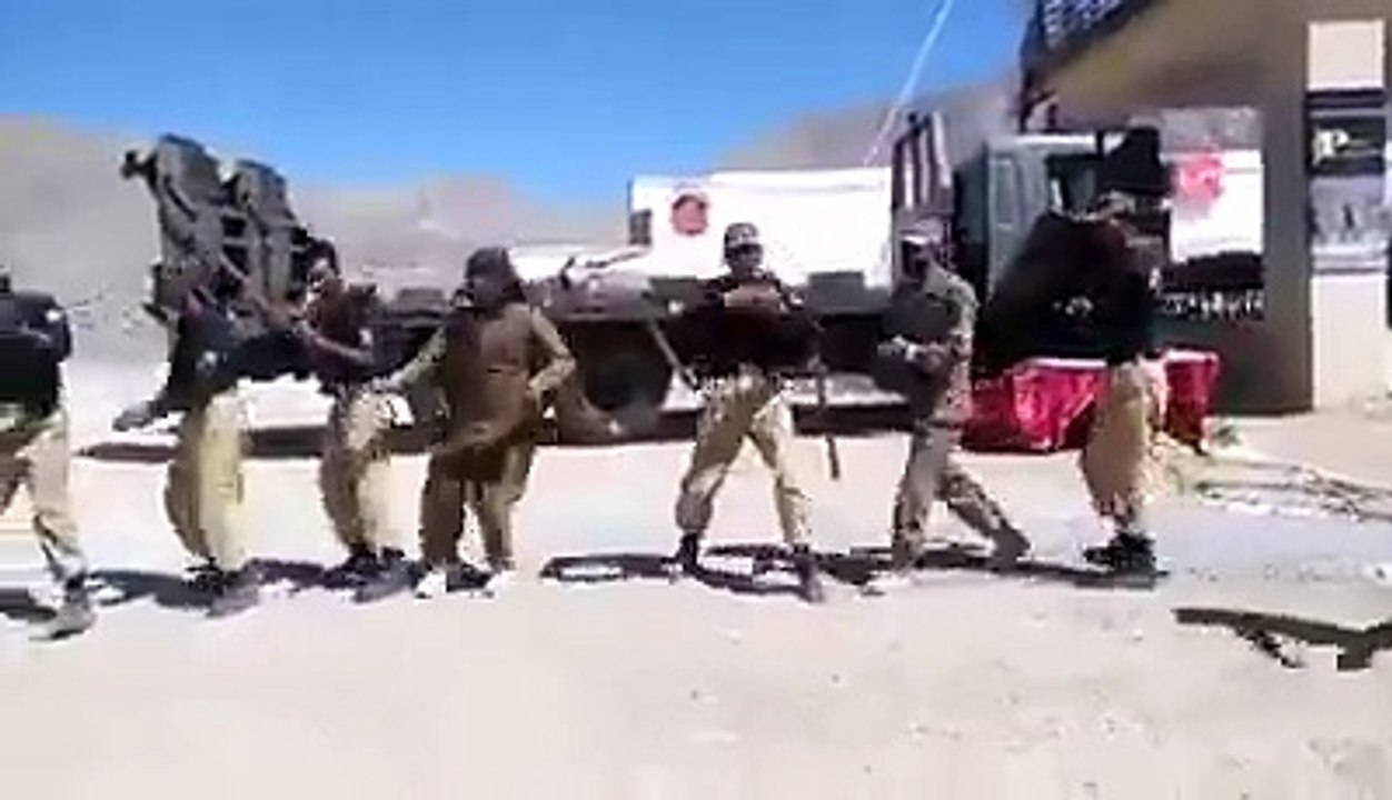 pakistan police dance