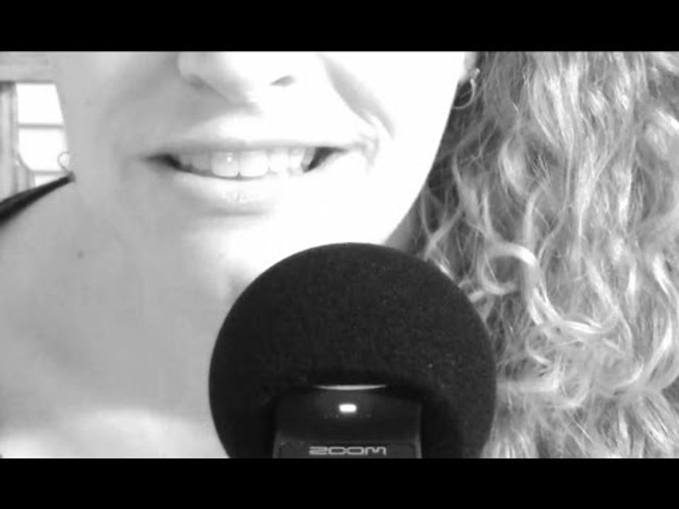 ASMR Whispered Ramble/What's On My iPod