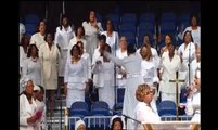 Twinkie Clark Terrell and Karen Clark Sheard Duet at COGIC 107th Holy Convocation