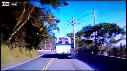 Çin'de Meydana Gelen Korkunç Trafik Kazası