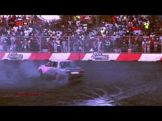 Stacey The Girls Who Spins Cars