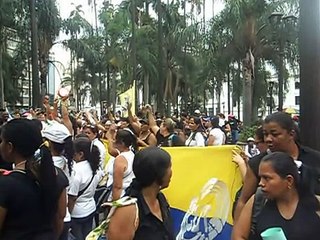 MARCHA Y CONCENTRACION DE MADRES COMUNITARIAS EN CALI (2)