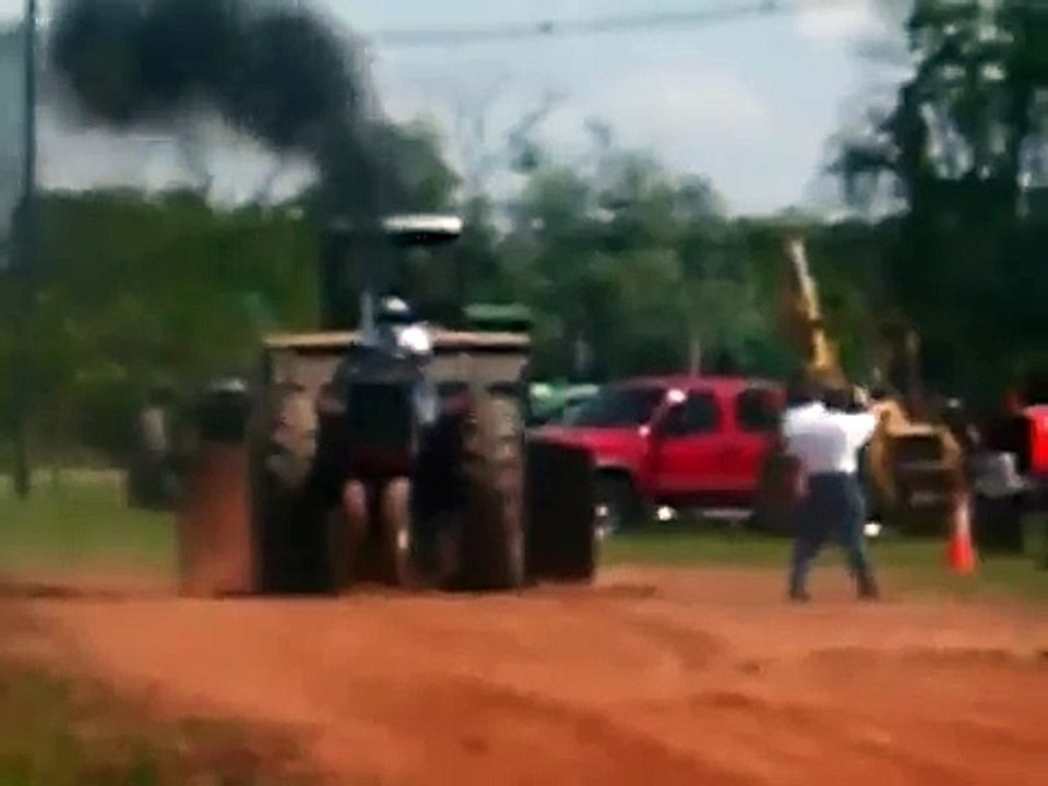 IH 666 Pulling