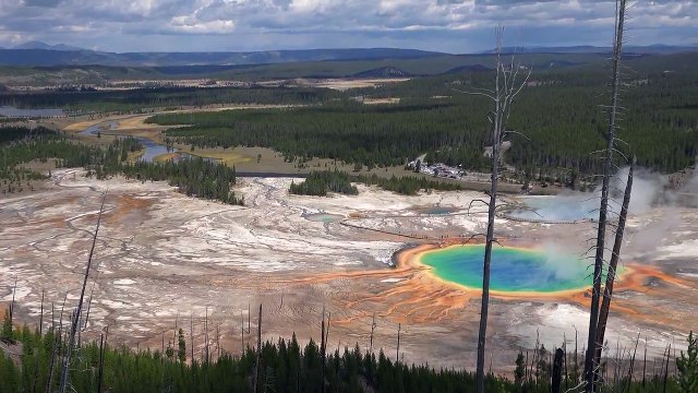 Grand Prismatic Spring, Yellowstone National Park, USA in 4K Ultra HD