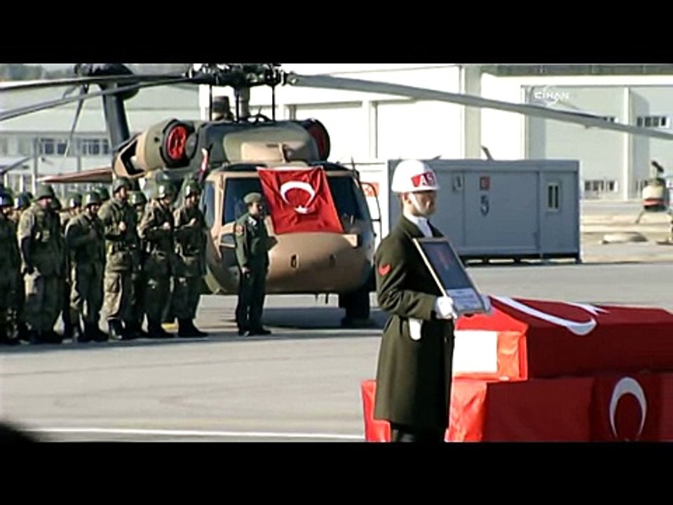 Şehit askerlere veda