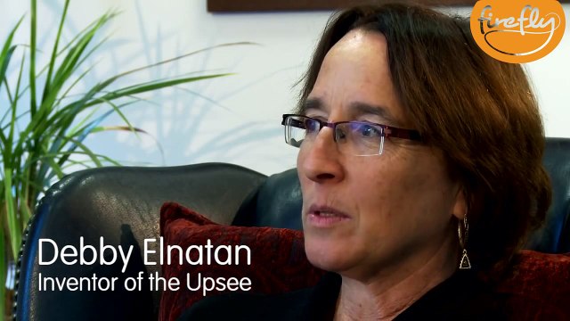 Un harnais spécial permettant aux enfants handicapés de marcher vient d'être mis au point par une maman