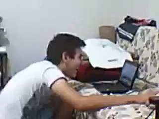 Bağırma Sesi Aaaaağğğğğğ :D