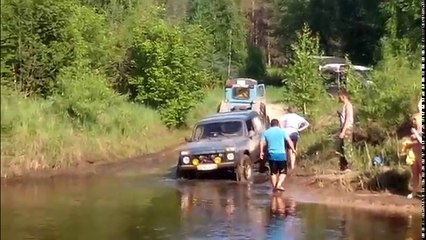 Как утопить грузовик в реке СМОТРЕТЬ ВСЕМ