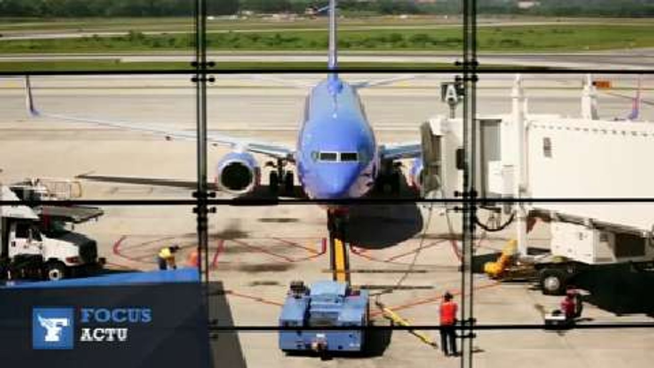 Il parle arabe au téléphone et se fait expulser de l'avion