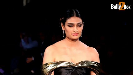 Athiya Shetty Unveiling Forevermark 1st Jewellry Line Fashion Show