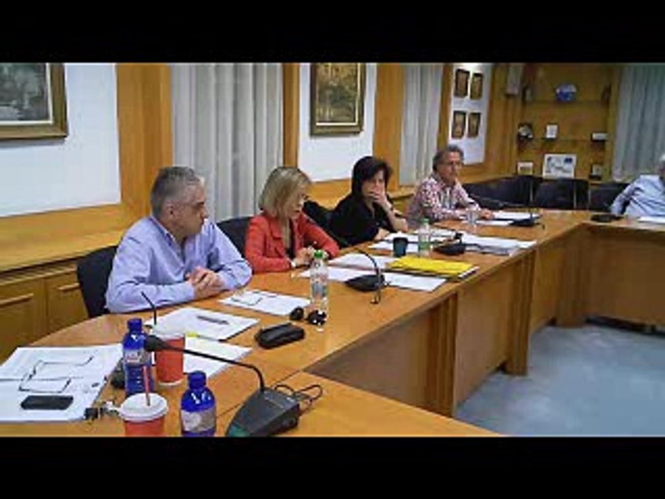 Πυρά διασταύρωσαν Πούλου και Ζιώγας για το έργο...